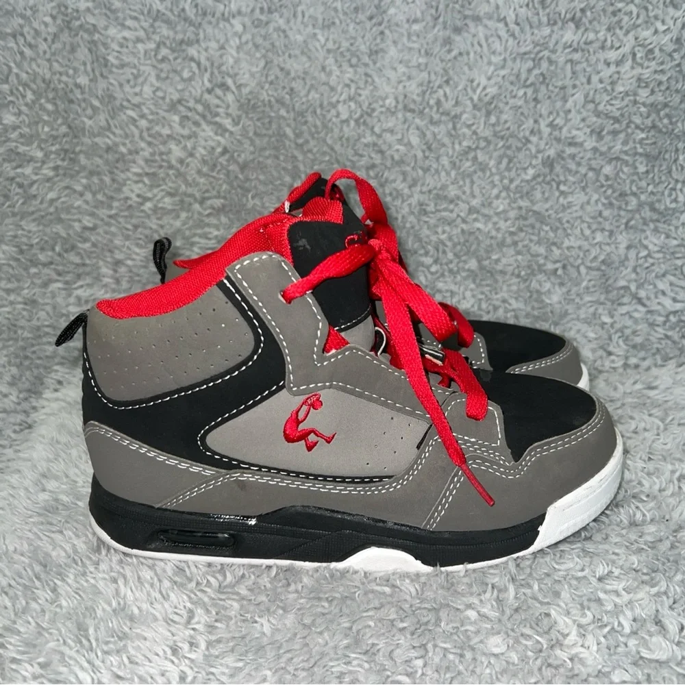 SHAQ Kids High-Top Sneakers - Gray and Red size‎ 4